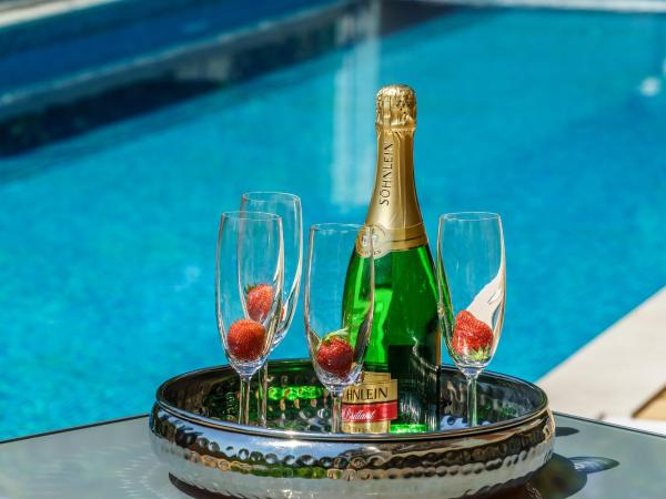 Rooms Oasis Life : photo 9 de la chambre chambre lits jumeaux deluxe avec terrasse