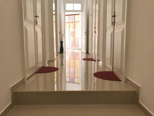 Pula Antic Rooms in Center : photo 6 de la chambre chambre double ou lits jumeaux avec salle de bains