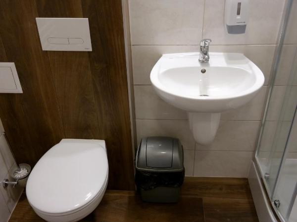 Ośrodek SCSK Optima : photo 2 de la chambre chambre lits jumeaux