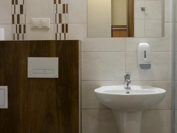 Ośrodek SCSK Optima : photo 10 de la chambre chambre lits jumeaux