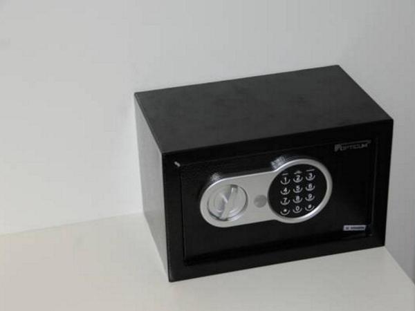 Affittacamere La Perla : photo 1 de la chambre chambre double avec salle de bains privative