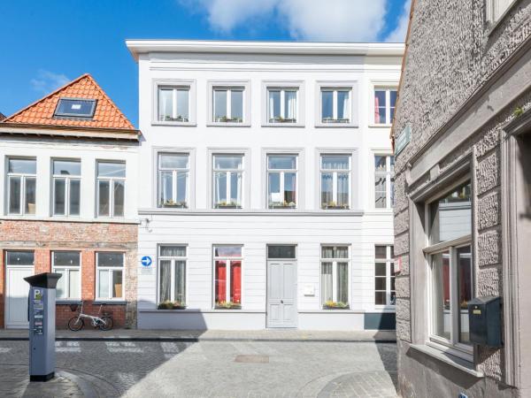 Guesthouse De Roode : photo 8 de la chambre suite deluxe avec terrasse