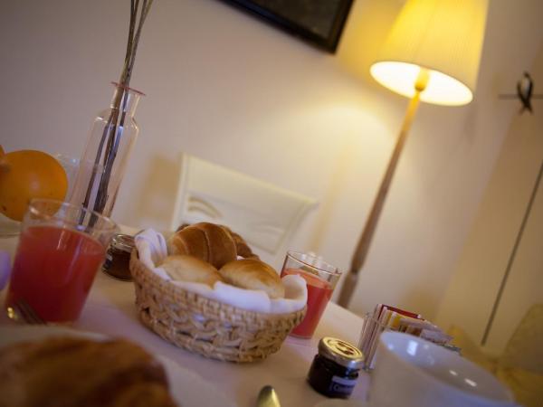 Granduomo Charming Accomodation : photo 6 de la chambre appartement de luxe (4 adultes) - vue sur collines de fiesole