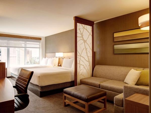 Hyatt Place Arlington Courthouse : photo 4 de la chambre chambre avec 2 lits queen-size et canapé-lit