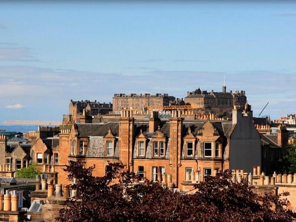 Albyn Townhouse : photo 4 de la chambre chambre lit king-size supérieure