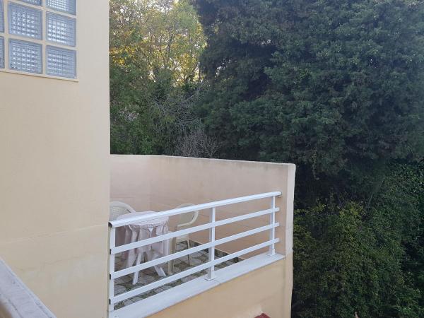 Georgia Old Town Apartments : photo 9 de la chambre chambre double avec terrasse