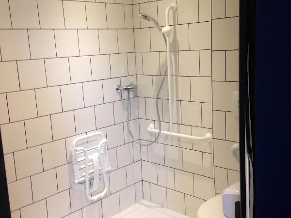 Eklo Hotels Lille : photo 3 de la chambre chambre familiale