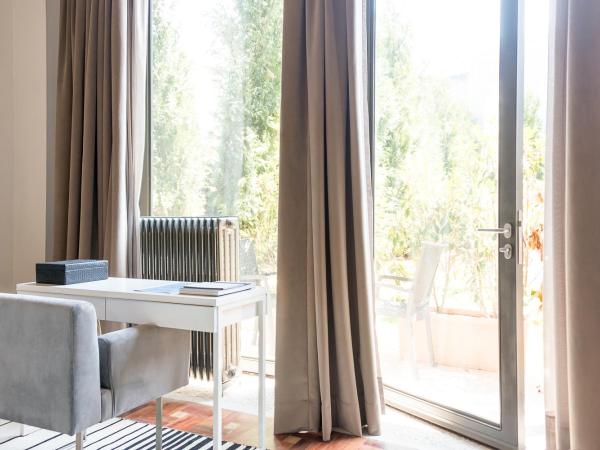 Charm Palace Porto : photo 6 de la chambre suite junior - vue sur jardin