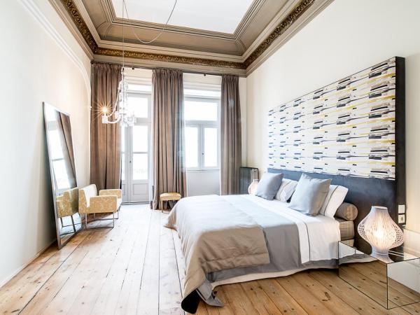 Charm Palace Porto : photo 3 de la chambre suite junior avec balcon