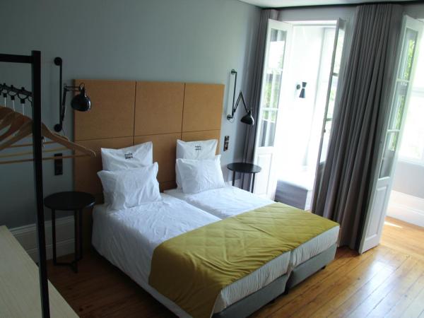 Porto Music Guest House : photo 1 de la chambre studio avec vue sur jardin