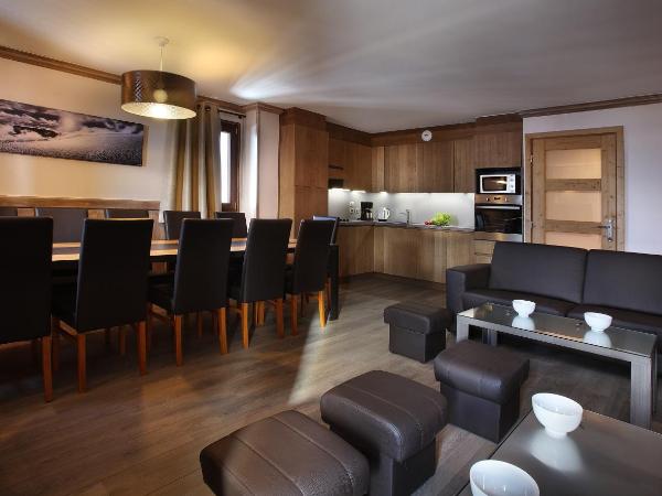 Chalet des Neiges Hermine : photo 2 de la chambre appartement 6 chambres