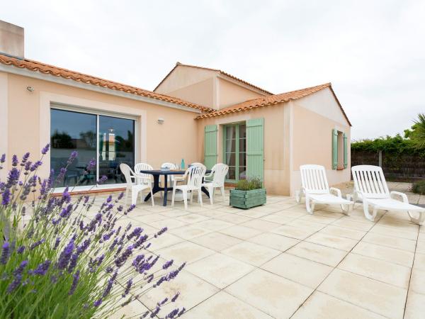 Madame Vacances Le Domaine de Vertmarines : photo 2 de la chambre villa 3 chambres avec piscine privée