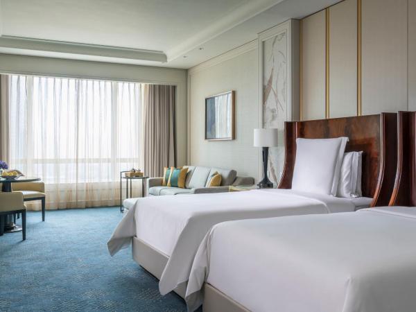 Four Seasons Hotel Macao : photo 2 de la chambre chambre deluxe avec 2 lits doubles