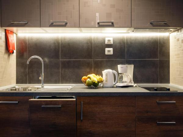 Mobile Homes - FKK Nudist Camping Solaris : photo 4 de la chambre mobile home 1 chambre avec terrasse