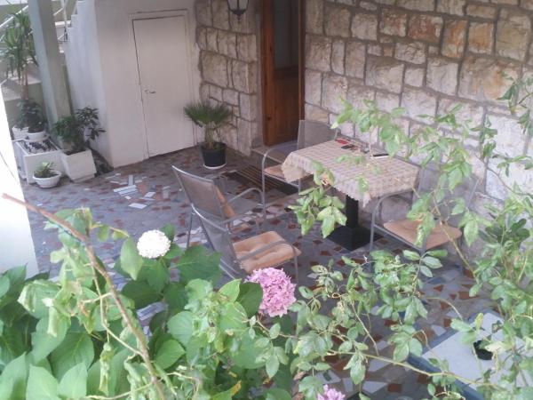 Vukosav Family Apartments and Rooms : photo 9 de la chambre chambre lit king-size standard