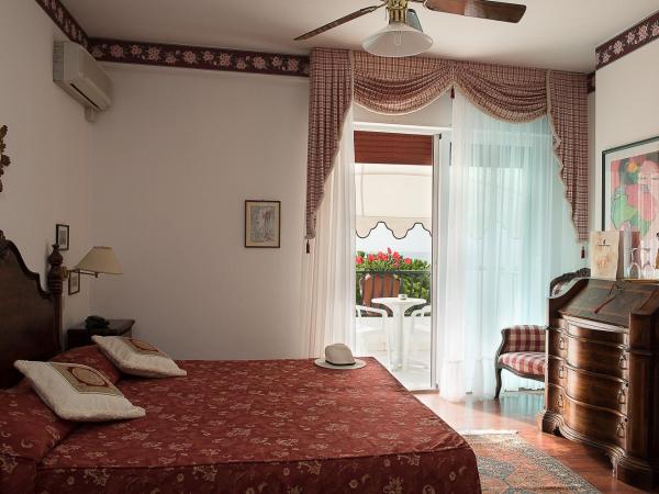 Park Hotel Agora : photo 3 de la chambre chambre double ou lits jumeaux - vue sur mer