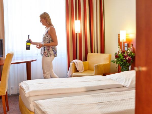 Hotel Concorde : photo 3 de la chambre chambre double ou lits jumeaux standard