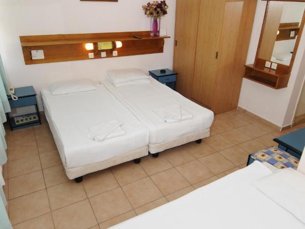 Gallion Hotel : photo 3 de la chambre chambre triple standard