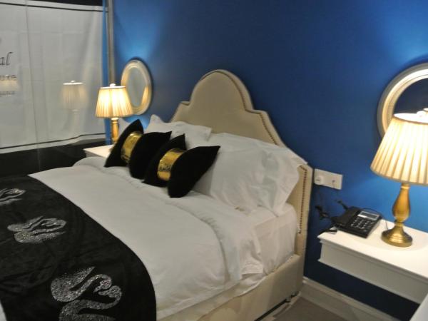 1 Day Car Hotel Station 18 : photo 1 de la chambre chambre double standard