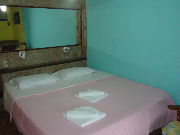 Pousada Flamingo : photo 8 de la chambre chambre supérieure avec balcon