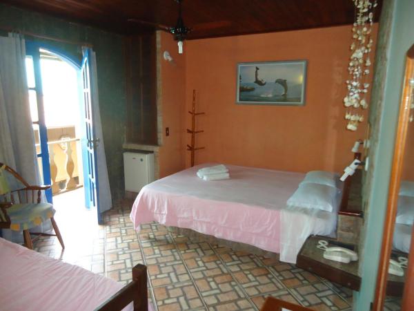Pousada Flamingo : photo 7 de la chambre chambre supérieure avec balcon