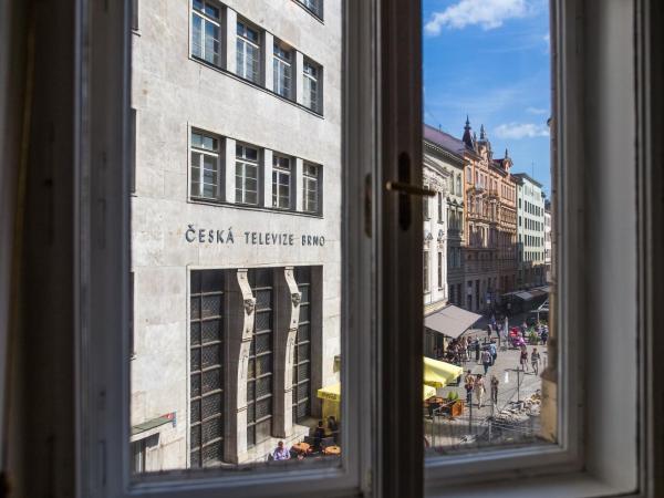 Jacob Brno : photo 5 de la chambre chambre double standard avec salle de bains commune