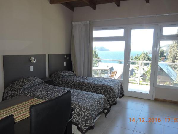 Apart Hotel Bungalows Matute : photo 3 de la chambre appartement avec balcon
