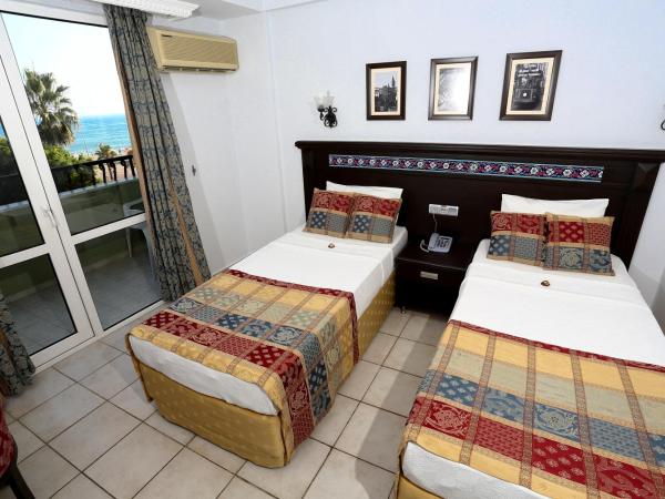 Big Blue Sky Hotel - All Inclusive : photo 10 de la chambre chambre double ou lits jumeaux standard avec balcon