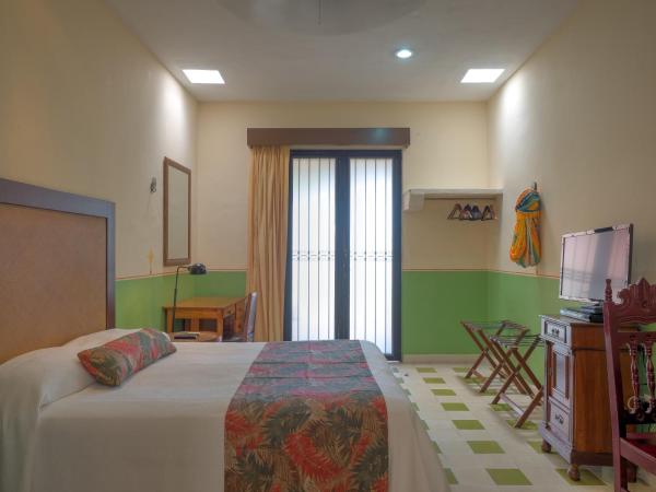 Hotel Luz en Yucatan : photo 2 de la chambre chambre lit queen-size - vue sur piscine