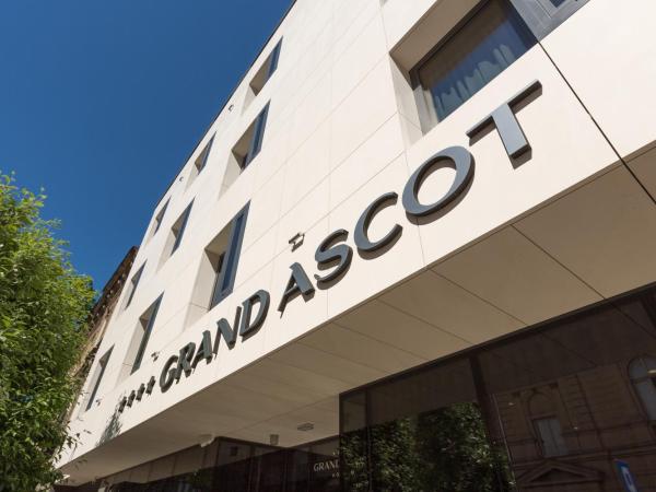 Grand Ascot Hotel : photo 1 de la chambre chambre double