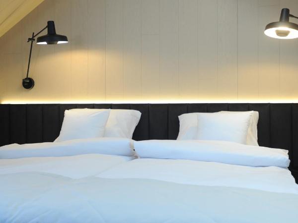 Hello Haffner : photo 3 de la chambre chambre double ou lits jumeaux supérieure avec balcon