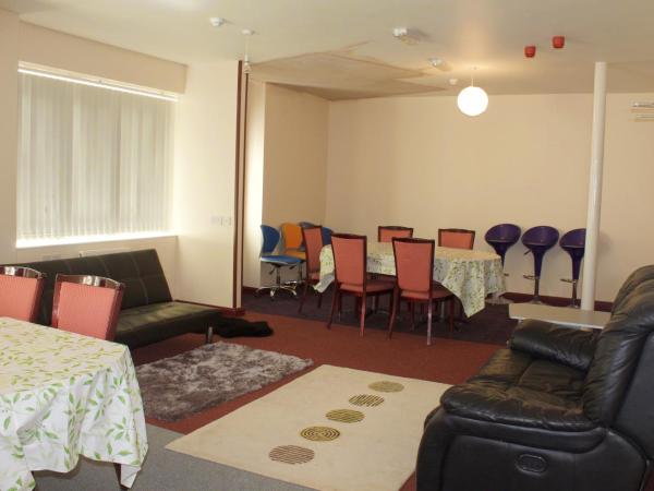 Renshaw Guest House : photo 5 de la chambre chambre simple avec salle de bains