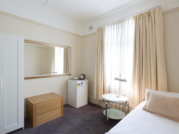 Neutral Bay Lodge : photo 2 de la chambre chambre simple basique avec salle de bains commune