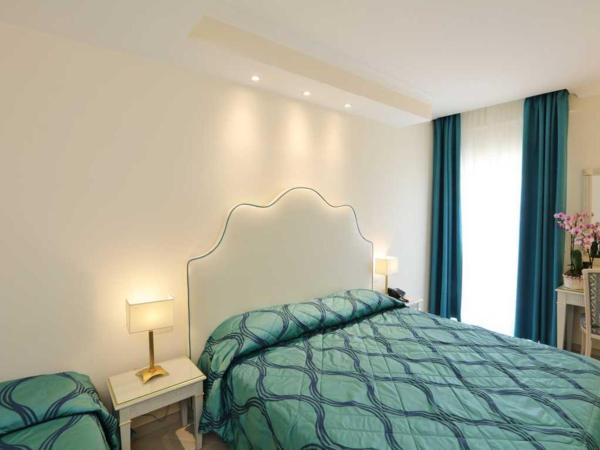 Hotel La Vue d'Or : photo 3 de la chambre chambre double avec balcon - vue sur mer