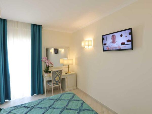 Hotel La Vue d'Or : photo 4 de la chambre chambre double avec balcon - vue sur mer