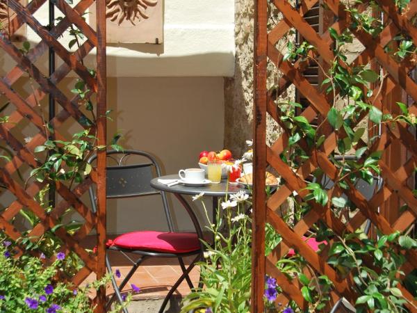 Hotel Ristorante Piccolo Chianti : photo 7 de la chambre chambre double ou lits jumeaux Économique - vue sur rue