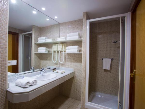 Hotel Córdoba Centro : photo 3 de la chambre chambre double ou lits jumeaux