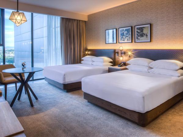 Hyatt Regency Andares Guadalajara : photo 5 de la chambre chambre lit queen-size - vue sur ville