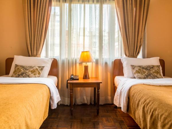 Hotel Excelsior : photo 5 de la chambre chambre double standard