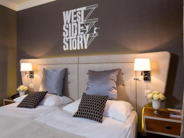 Hotel Schweizerhof Luzern : photo 4 de la chambre suite de luxe lucerne