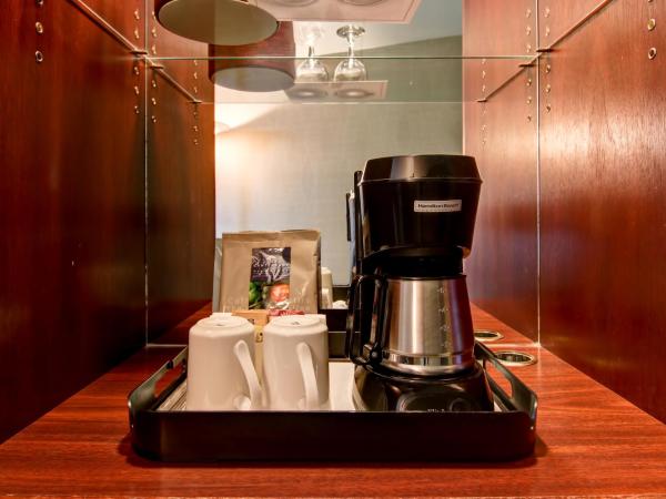 Chateau Lacombe Hotel : photo 9 de la chambre chambre lit king-size - vue sur rivière