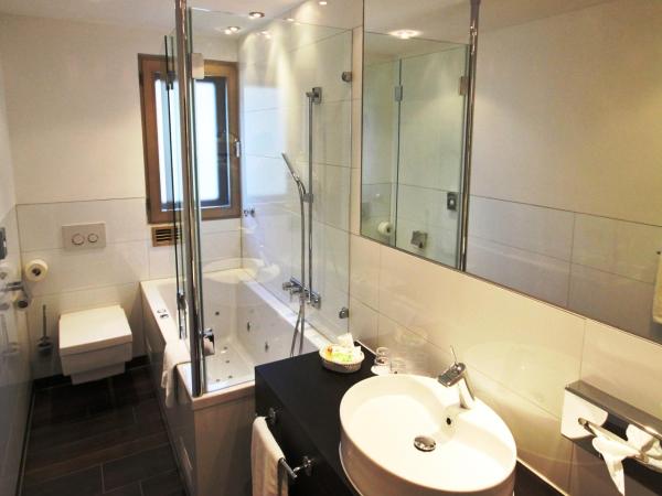 Zur Weinsteige : photo 1 de la chambre chambre double confort bâtiment principal