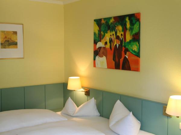 Hotel Forsthaus : photo 1 de la chambre chambre double ou lits jumeaux