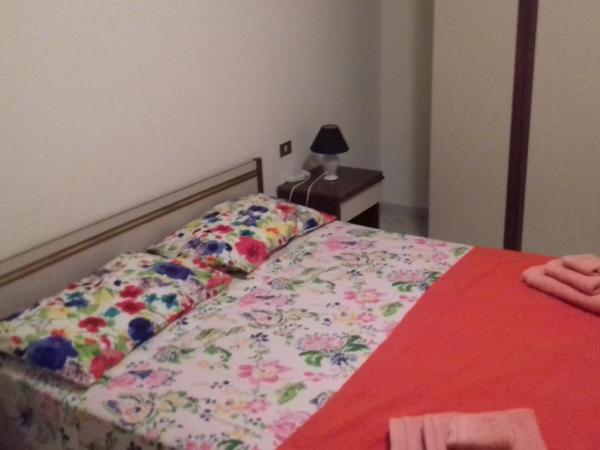 Home Sweet Home : photo 4 de la chambre chambre double avec salle de bains privative