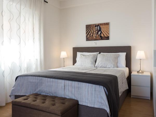 Apartments Nino 1 : photo 5 de la chambre studio avec balcon