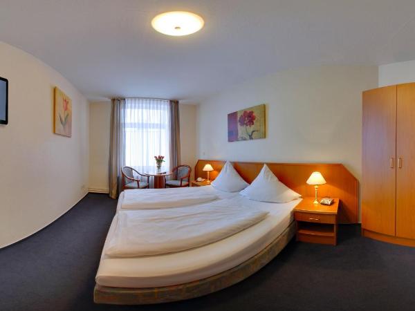 Hotel Lumen am Hauptbahnhof : photo 3 de la chambre chambre double