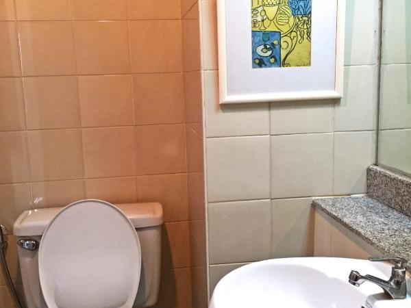 Rio Monte Residence : photo 6 de la chambre chambre double ou lits jumeaux avec salle de bains privative