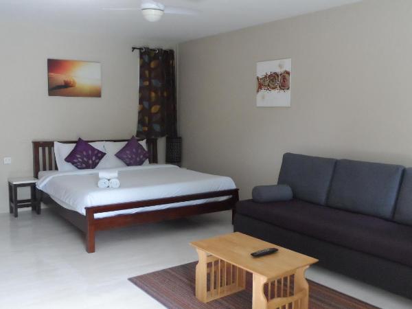 Baan Sabaaidee - Adult Friendly : photo 3 de la chambre chambre double confort avec terrasse