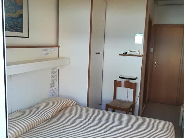 Hotel Paron : photo 2 de la chambre petite chambre double