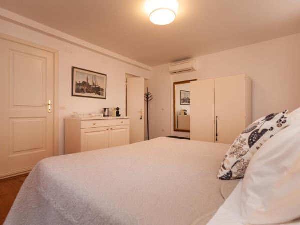 Guesthouse Casa Vittoria : photo 7 de la chambre chambre deluxe